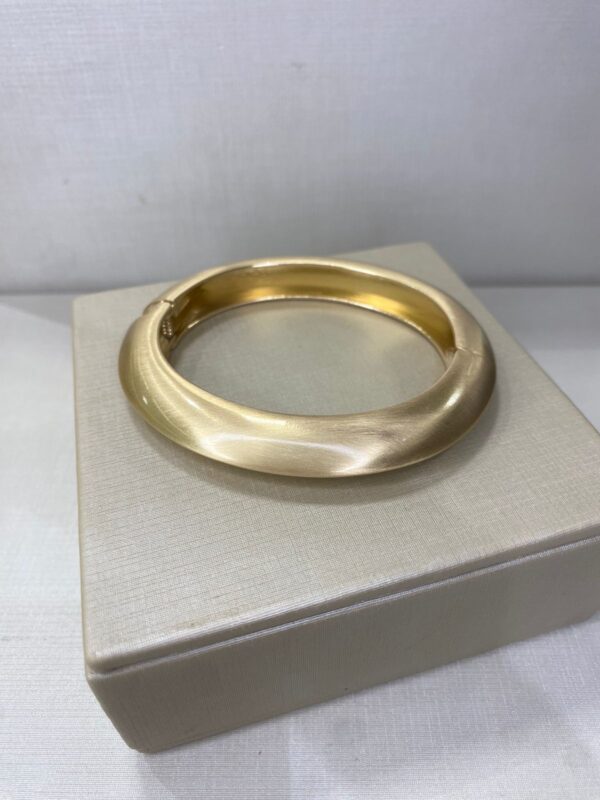 PULSEIRA BRACELETE ACETINADO DOURADO